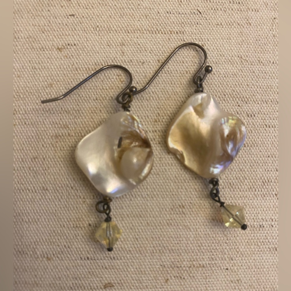 Handmade Shell Dangle Earrings with Swarovski Crystal